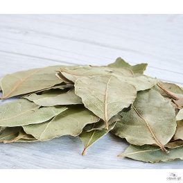 Laurel leaves whole (semi selected)