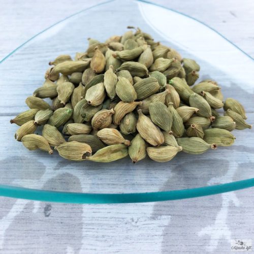 Cardamom whole green