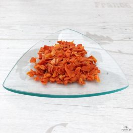 Carrot flakes