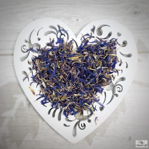 Cornflower petals